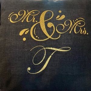 Anickal Set of 2 Black Pillow Covers Rustic Linen Decorative Brand new